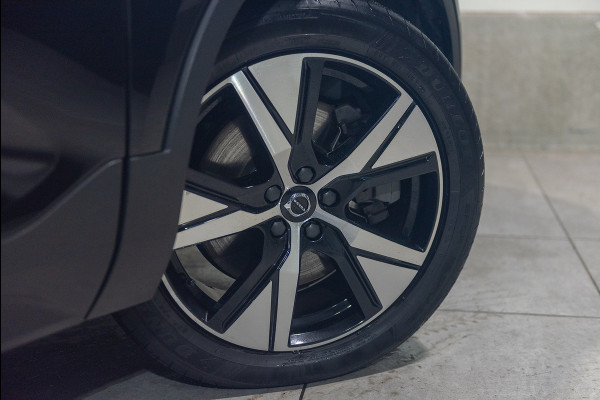 Volvo XC40 T5 Aut. Plug-in Hybrid R-Design CC Parkassist 262pk