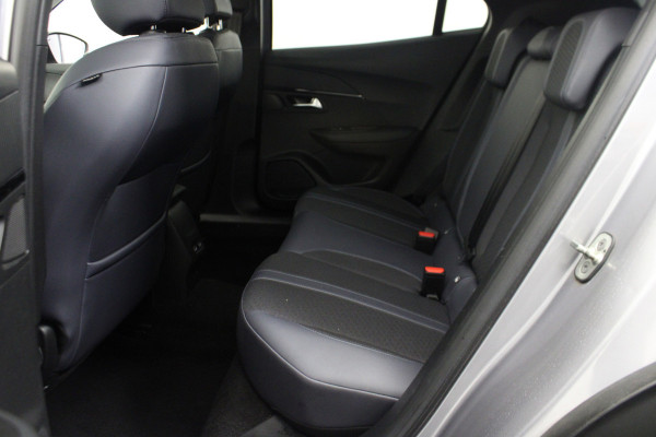 Peugeot 2008 1.2 PureTech Allure |Navi|Camera|