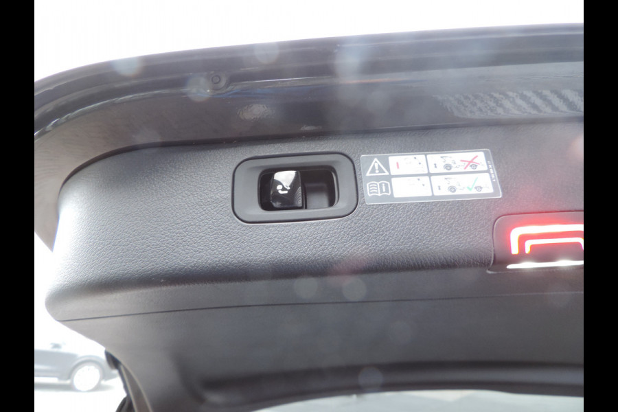 Mercedes-Benz C-Klasse Estate 180 Luxury Line trekhaak