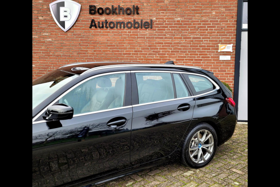 BMW 3 Serie Touring 320e LUXURY, Mokka Sport-leder, Stuurverw. Laser (1e eig. NL NAP)