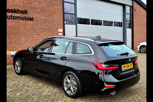 BMW 3 Serie Touring 320e LUXURY, Mokka Sport-leder, Stuurverw. Laser (1e eig. NL NAP)