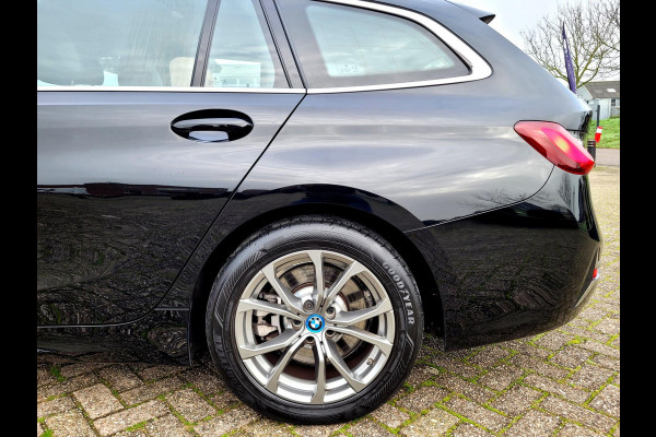 BMW 3 Serie Touring 320e LUXURY, Mokka Sport-leder, Stuurverw. Laser (1e eig. NL NAP)