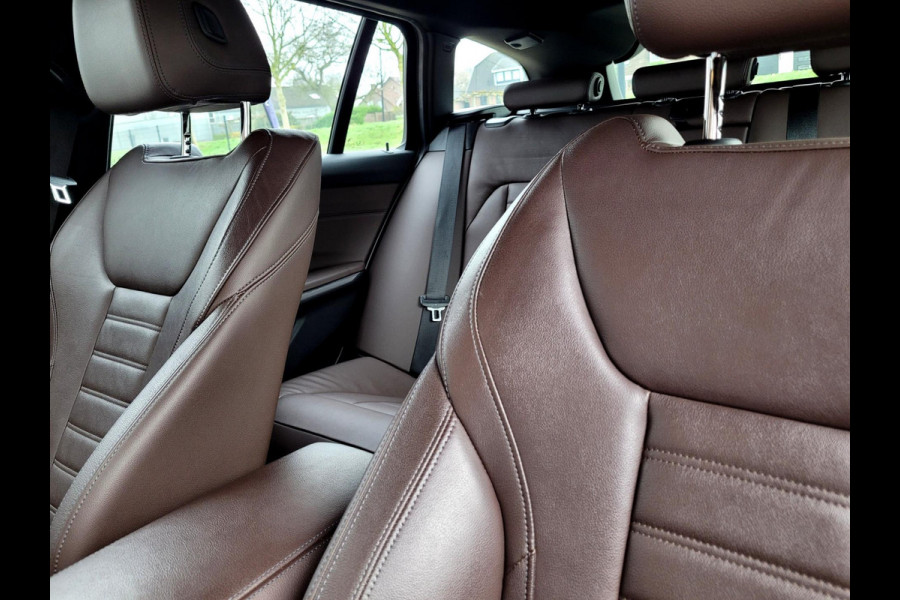 BMW 3 Serie Touring 320e LUXURY, Mokka Sport-leder, Stuurverw. Laser (1e eig. NL NAP)