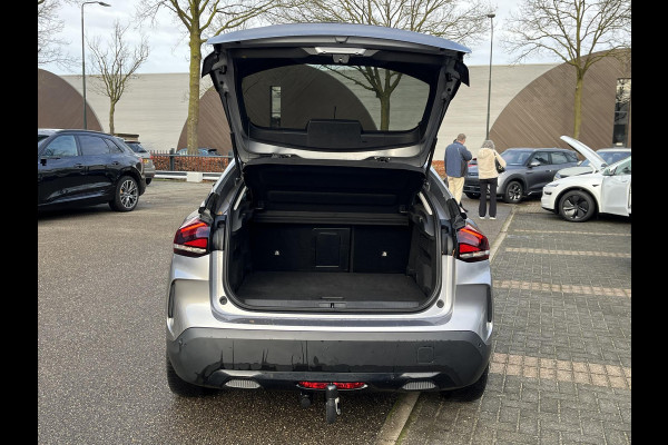 Citroën Ë-C4 Shine 50 kWh SOH 98% 3-FASE LADER | VAN: €19.900 VOOR: €17.877- UW EINDEJAARSVOORDEEL: €2.023| stuur + stoel verwarming | trekhaak | head-up display | Camera | keyles start & go | dodehoek | Rijklaar geleverd met 12 maanden BOVAG-garantie