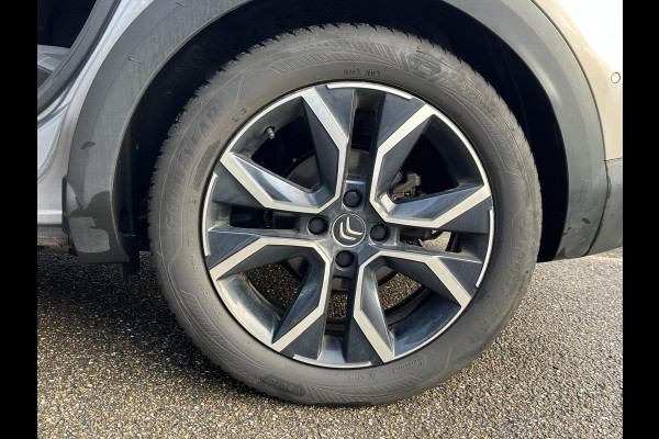 Citroën Ë-C4 Shine 50 kWh SOH 98% 3-FASE LADER | VAN: €19.900 VOOR: €17.877- UW EINDEJAARSVOORDEEL: €2.023| stuur + stoel verwarming | trekhaak | head-up display | Camera | keyles start & go | dodehoek | Rijklaar geleverd met 12 maanden BOVAG-garantie