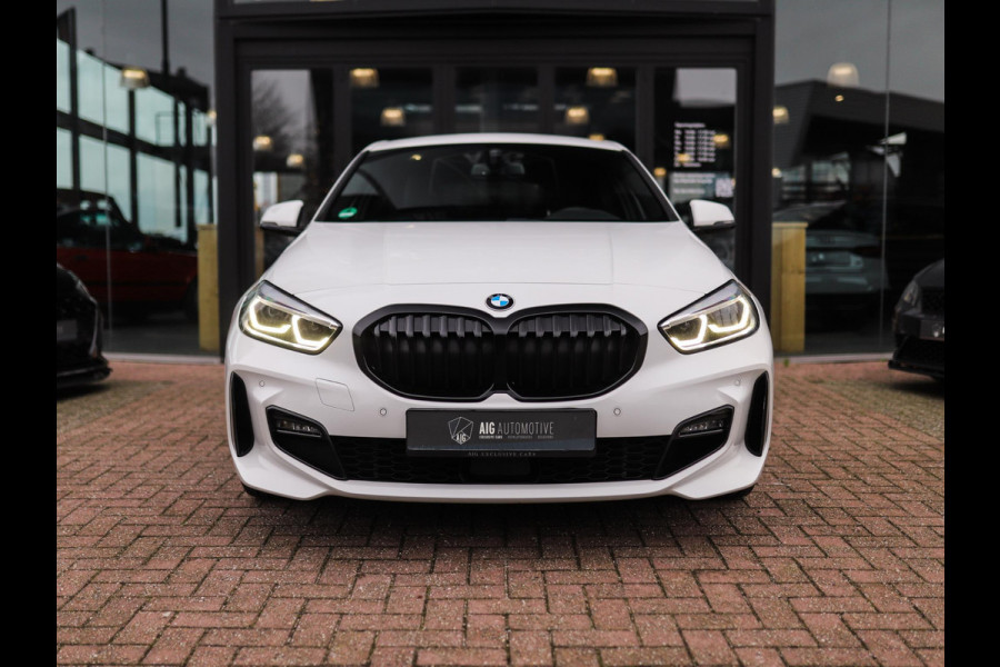 BMW 1-serie 118i High Executive | M-Sport | PDC | LED | Cruise Control
