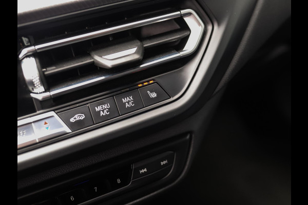 BMW 1-serie 118i High Executive | M-Sport | PDC | LED | Cruise Control