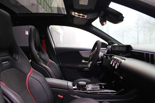 Mercedes-Benz A-Klasse AMG 35 4MATIC Edition 1 | FULL OPTION! | SCHAALSTOELEN | PANO | BURMESTER | STERRENHEMEL | HUD | MEMORY | 360 |