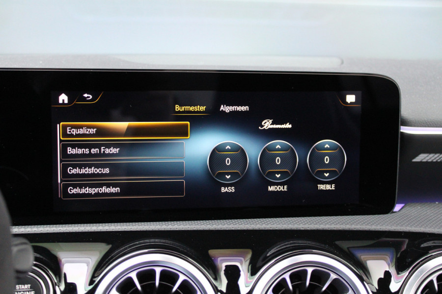Mercedes-Benz A-Klasse AMG 35 4MATIC Edition 1 | FULL OPTION! | SCHAALSTOELEN | PANO | BURMESTER | STERRENHEMEL | HUD | MEMORY | 360 |
