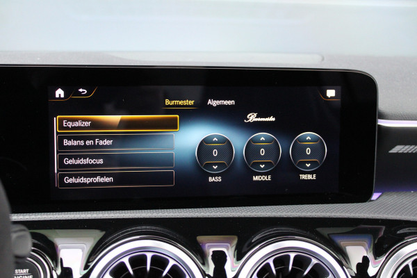 Mercedes-Benz A-Klasse AMG 35 4MATIC Edition 1 | FULL OPTION! | SCHAALSTOELEN | PANO | BURMESTER | STERRENHEMEL | HUD | MEMORY | 360 |