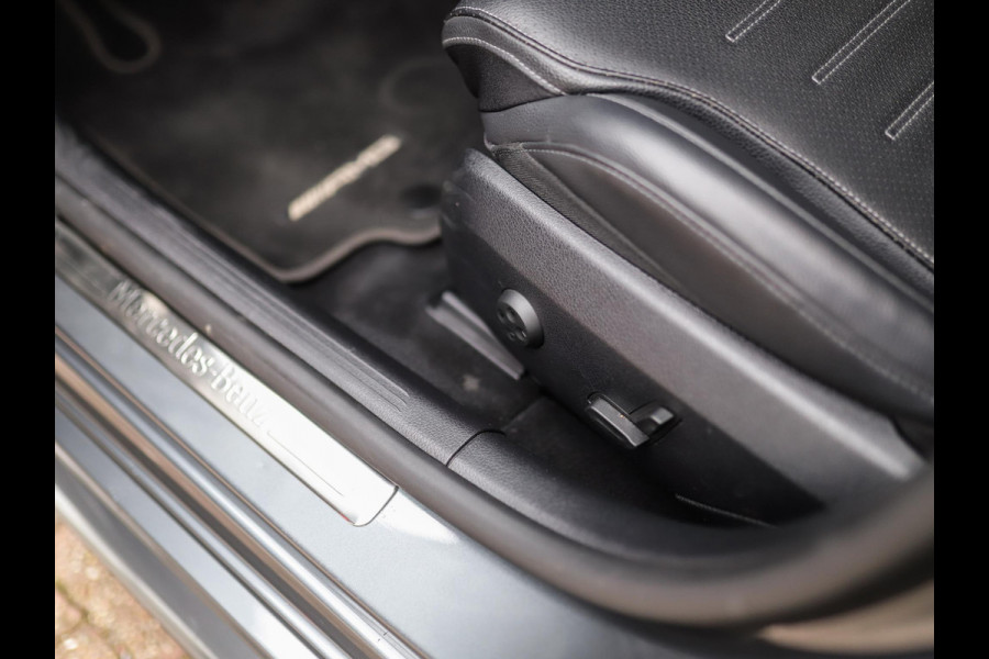 Mercedes-Benz C-Klasse 300 e AMG Line | Leder | Camera | Stoelverw. | Pano