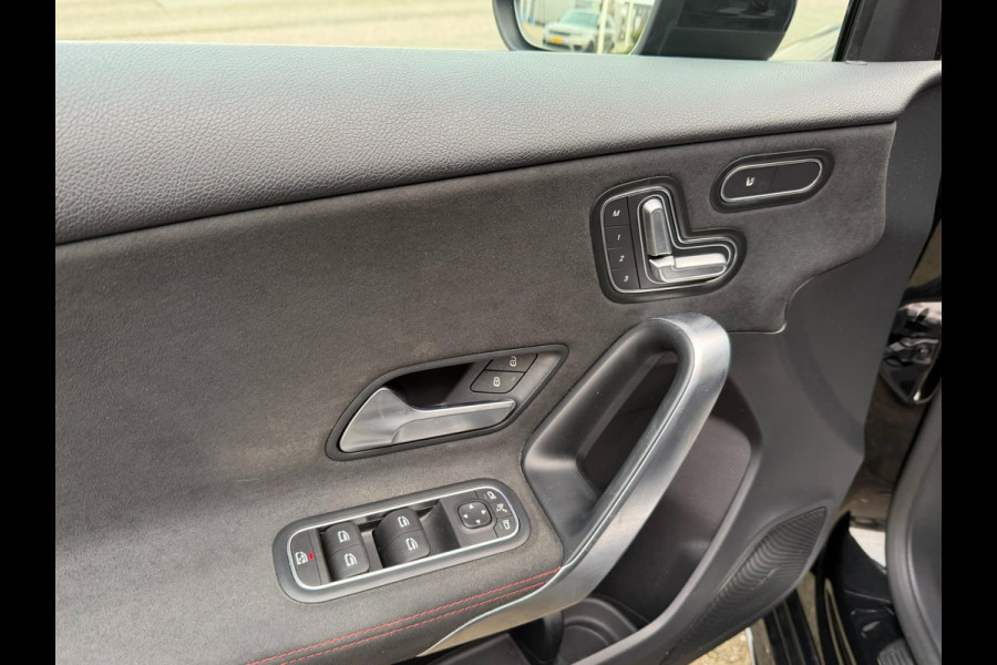 Mercedes-Benz A-Klasse 180 AMG Line