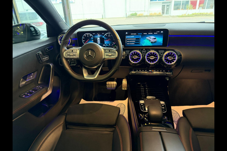 Mercedes-Benz A-Klasse 180 AMG Line