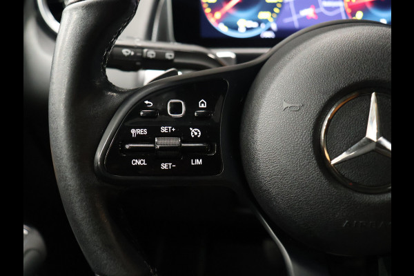 Mercedes-Benz Glb 200 Advantage [SCHUIFKANTELDAK, CRUISE CONTROL, APPLE CARPLAY, ACHTERUITRIJCAMERA, PDC V+A, AUTOMATISCHE AIROC, ELEKTRISCHE ACHTERKLEP, NIEUWSTAAT]