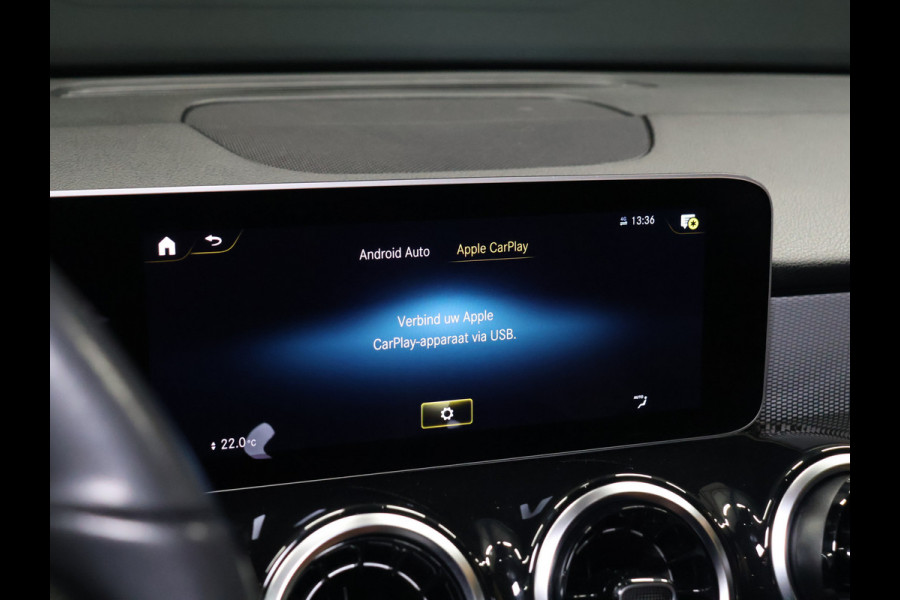Mercedes-Benz Glb 200 Advantage [SCHUIFKANTELDAK, CRUISE CONTROL, APPLE CARPLAY, ACHTERUITRIJCAMERA, PDC V+A, AUTOMATISCHE AIROC, ELEKTRISCHE ACHTERKLEP, NIEUWSTAAT]