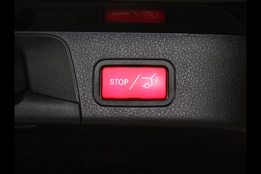 Mercedes-Benz Glb 200 Advantage [SCHUIFKANTELDAK, CRUISE CONTROL, APPLE CARPLAY, ACHTERUITRIJCAMERA, PDC V+A, AUTOMATISCHE AIROC, ELEKTRISCHE ACHTERKLEP, NIEUWSTAAT]