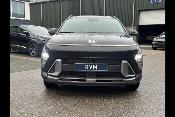 Hyundai Kona 1.6 GDI HEV Premium Sky FULL HYBRID | NIEUWE AUTO MET REGISTRATIE | VOLLE AUTO! | FABR GARANTIE T/M 12-2029| PANO | STOEL VENTILATIE EN VERWARMING| STUUR VERWARMING| SUPER COMPLEET!|