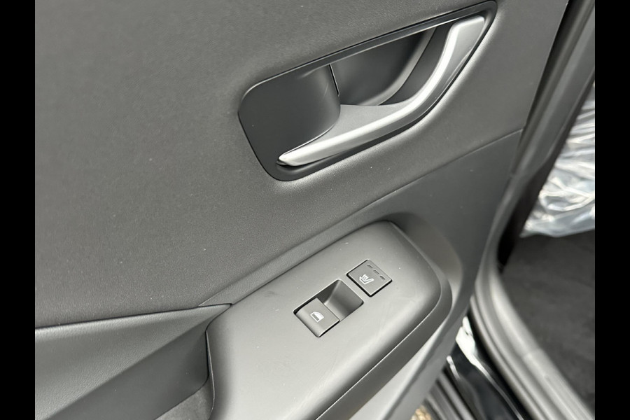 Hyundai Kona 1.6 GDI HEV Premium Sky FULL HYBRID | NIEUWE AUTO MET REGISTRATIE | VOLLE AUTO! | FABR GARANTIE T/M 12-2029| PANO | STOEL VENTILATIE EN VERWARMING| STUUR VERWARMING| SUPER COMPLEET!|