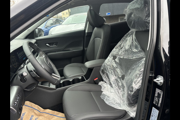 Hyundai Kona 1.6 GDI HEV Premium Sky FULL HYBRID | NIEUWE AUTO MET REGISTRATIE | VOLLE AUTO! | FABR GARANTIE T/M 12-2029| PANO | STOEL VENTILATIE EN VERWARMING| STUUR VERWARMING| SUPER COMPLEET!|