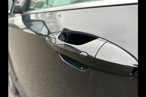 Hyundai Kona 1.6 GDI HEV Premium Sky FULL HYBRID | NIEUWE AUTO MET REGISTRATIE | VOLLE AUTO! | FABR GARANTIE T/M 12-2029| PANO | STOEL VENTILATIE EN VERWARMING| STUUR VERWARMING| SUPER COMPLEET!|