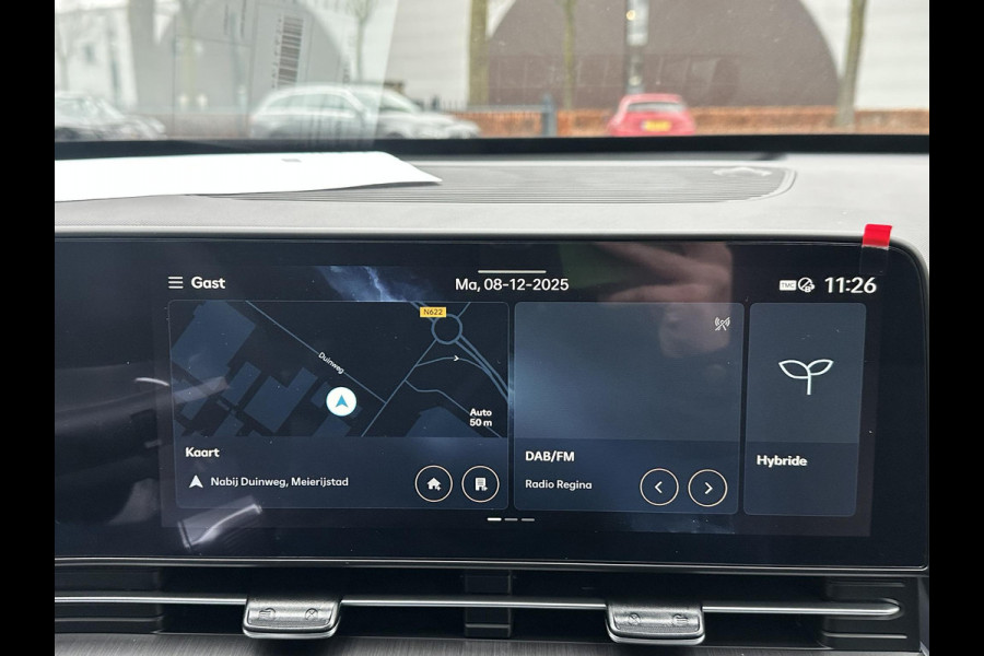 Hyundai Kona 1.6 GDI HEV Premium Sky FULL HYBRID | NIEUWE AUTO MET REGISTRATIE | VOLLE AUTO! | FABR GARANTIE T/M 12-2029| PANO | STOEL VENTILATIE EN VERWARMING| STUUR VERWARMING| SUPER COMPLEET!|