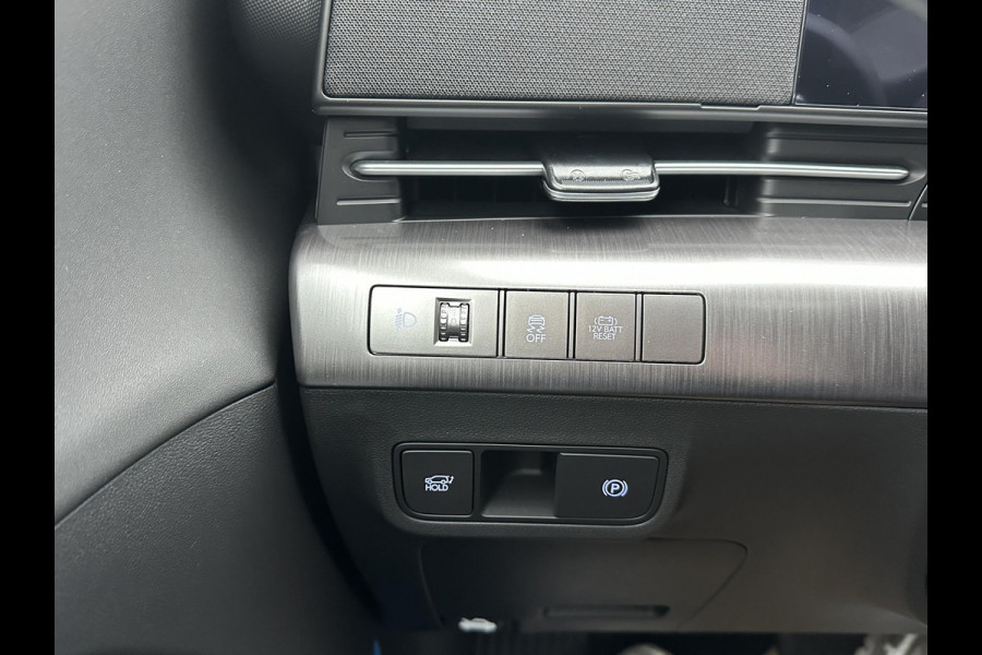 Hyundai Kona 1.6 GDI HEV Premium Sky FULL HYBRID | NIEUWE AUTO MET REGISTRATIE | VOLLE AUTO! | FABR GARANTIE T/M 12-2029| PANO | STOEL VENTILATIE EN VERWARMING| STUUR VERWARMING| SUPER COMPLEET!|