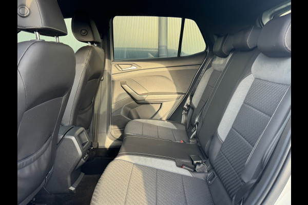 Volkswagen T-Cross 1.0 TSI Automaat R-Line * Carplay * Virtual Cockpit * Climate Control * Adaptieve Cruise *