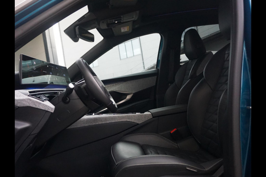 Peugeot 3008 1.2 Hybrid 136 GT Leder interieur | Panoramadak