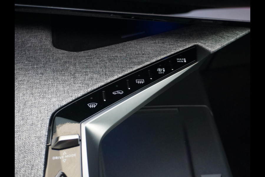 Peugeot 3008 1.2 Hybrid 136 GT Leder interieur | Panoramadak