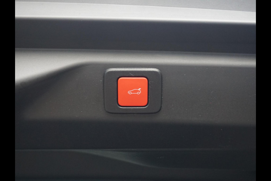 Peugeot 3008 1.2 Hybrid 136 GT Leder interieur | Panoramadak