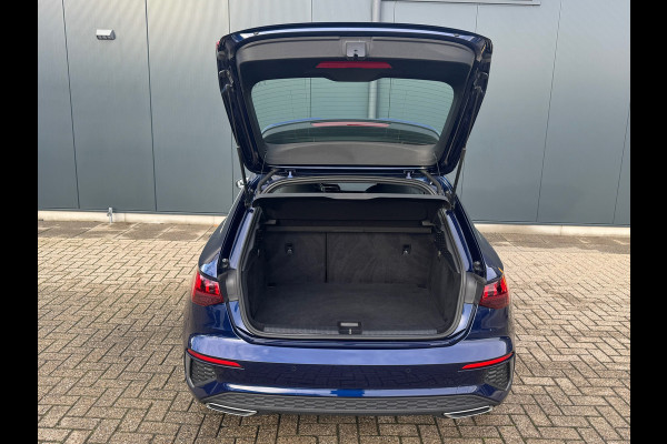 Audi A3 Sportback 30 TFSI S-line edition * Navigatie * Parkeersensoren * Audi Sound *