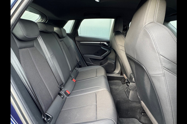 Audi A3 Sportback 30 TFSI S-line edition * Navigatie * Parkeersensoren * Audi Sound *