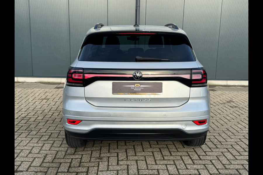 Volkswagen T-Cross 1.0 TSI Automaat R-Line * Carplay * Virtual Cockpit * Climate Control * Adaptieve Cruise *