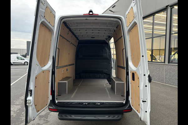 Mercedes-Benz Sprinter 317 CDI L2 H2 MBUX / 360 Camera / Navigatie / Geveerde stoel / Cruise control / Airco / 270 Graden achterdeuren