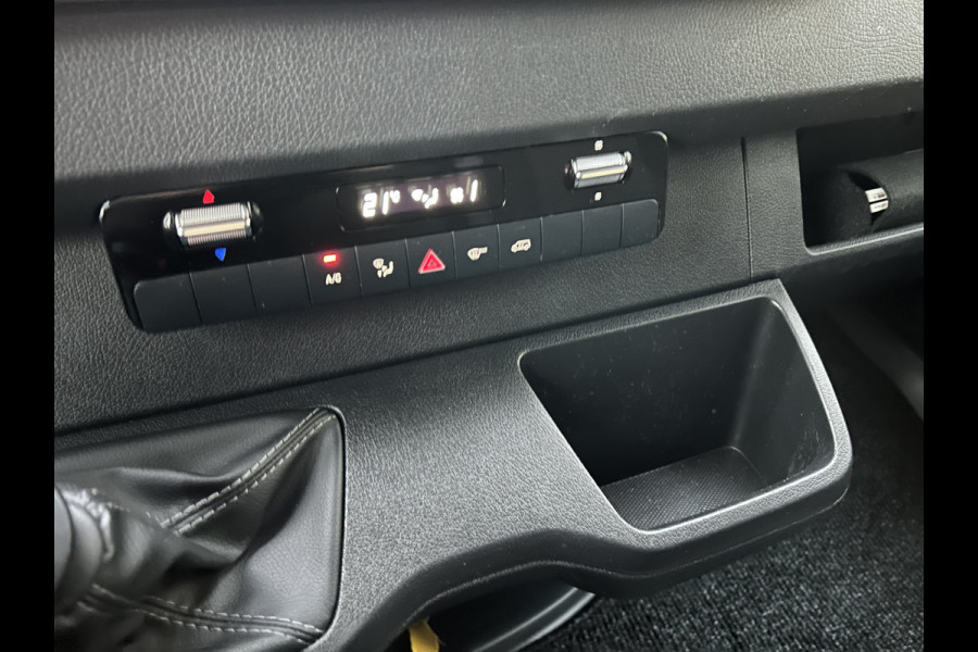 Mercedes-Benz Sprinter 317 CDI L2 H2 MBUX / 360 Camera / Navigatie / Geveerde stoel / Cruise control / Airco / 270 Graden achterdeuren