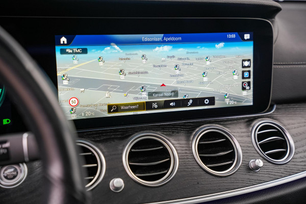 Mercedes-Benz E-Klasse E300 de Panodak Burmester 360 Camera HUD Trekhaak Keyless