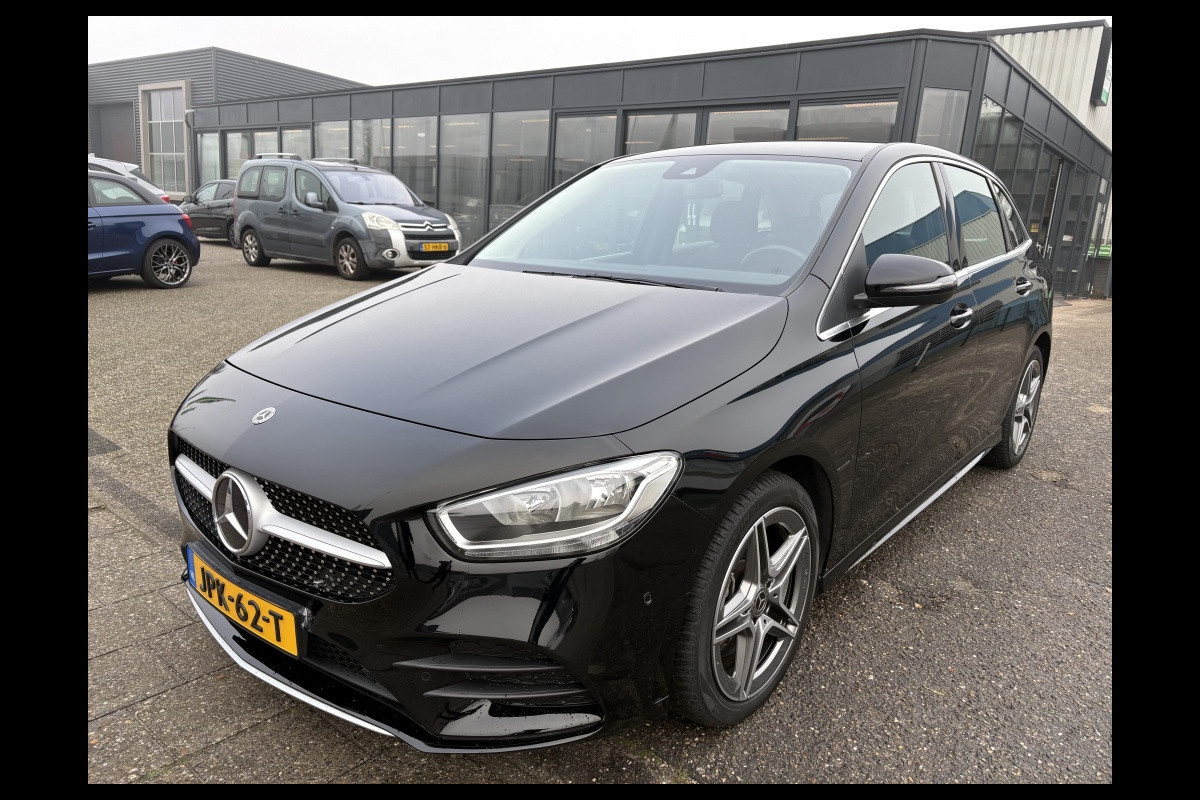 Mercedes-Benz B-Klasse 250 e Business Solution AMG