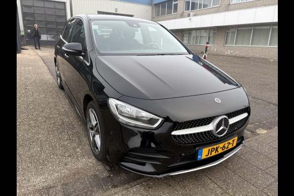 Mercedes-Benz B-Klasse 250 e Business Solution AMG