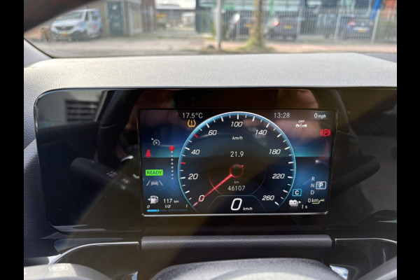 Mercedes-Benz B-Klasse 250 e Business Solution AMG