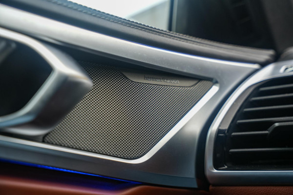 BMW 8 Serie M850i xDrive High Executive Laser M Pakket 20''