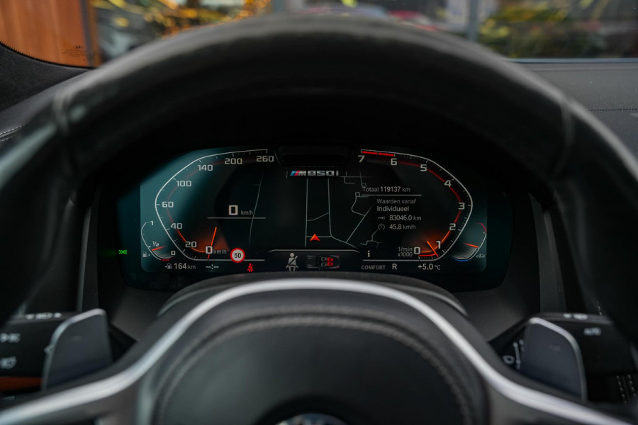 BMW 8 Serie M850i xDrive High Executive Laser M Pakket 20''