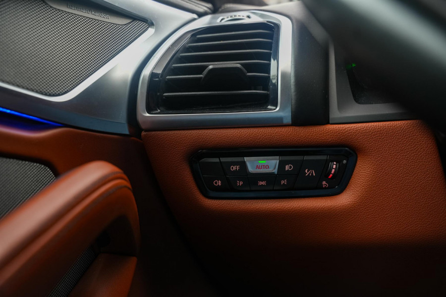 BMW 8 Serie M850i xDrive High Executive Laser M Pakket 20''