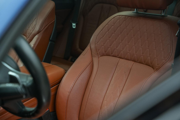 BMW X5 xDrive45e High Executive Panodak Harman Kardon 360 Bowers&Wilkens Camera Panodak