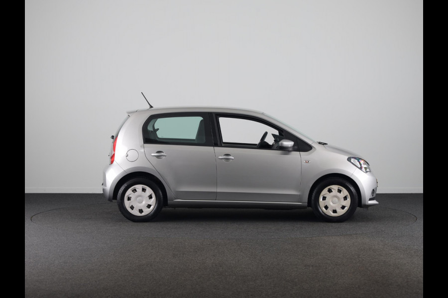 Seat Mii 1.0 Style Intense 60 pk | Navigatie via App | Airco | Parkeersensoren achter | Cruise control |