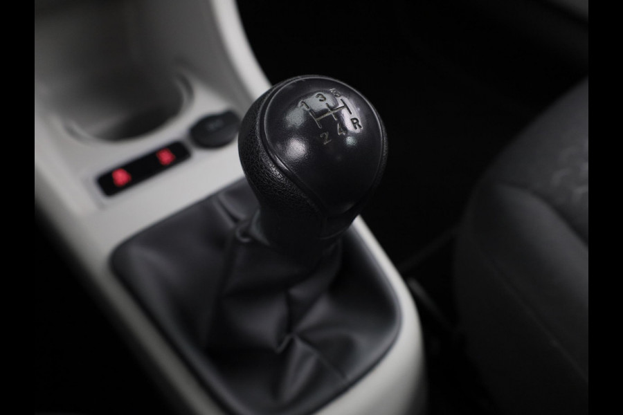 Seat Mii 1.0 Style Intense 60 pk | Navigatie via App | Airco | Parkeersensoren achter | Cruise control |