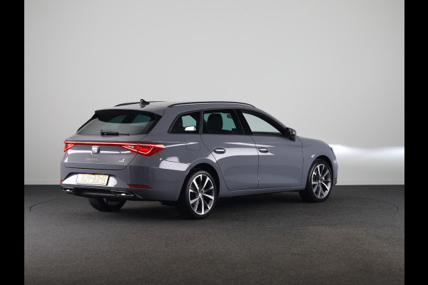 Seat Leon Sportstourer 1.5 TSI e-Hybrid FR PHEV First Edition 204 pk Automaat | Verlengde garantie | Navigatie | Parkeersensoren | Achteruitrijcamera | Adaptieve cruise control |