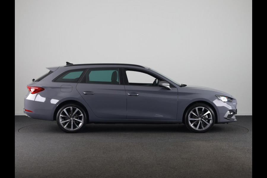 Seat Leon Sportstourer 1.5 TSI e-Hybrid FR PHEV First Edition 204 pk Automaat | Verlengde garantie | Navigatie | Parkeersensoren | Achteruitrijcamera | Adaptieve cruise control |