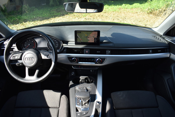 Audi A4 Avant 35 TFSI 150PK S-TRONIC SPORT EDITION NAVI/PDC/LED