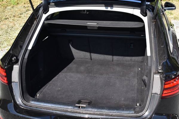 Audi A4 Avant 35 TFSI 150PK S-TRONIC SPORT EDITION NAVI/PDC/LED