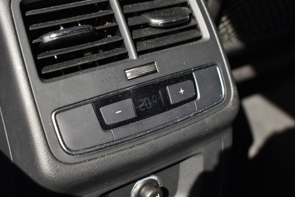 Audi A4 Avant 35 TFSI 150PK S-TRONIC SPORT EDITION NAVI/PDC/LED